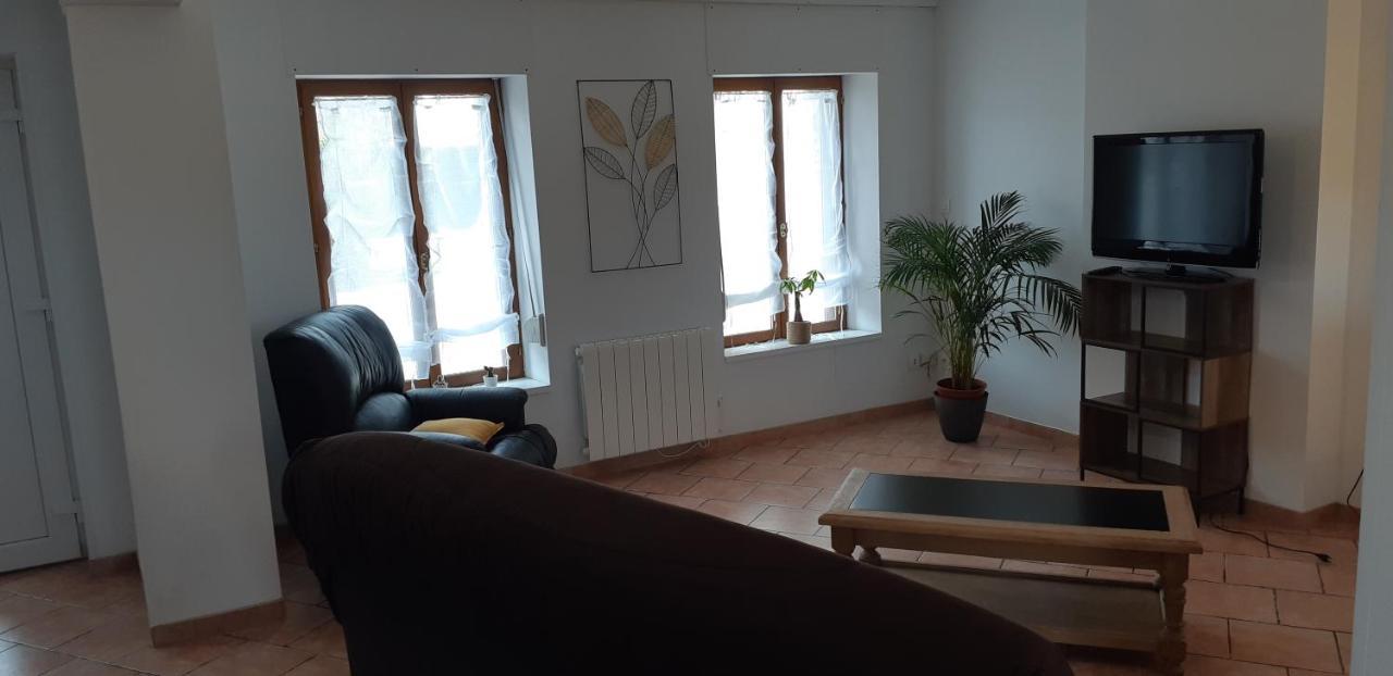 Gites Des 4A Sémeries Kültér fotó